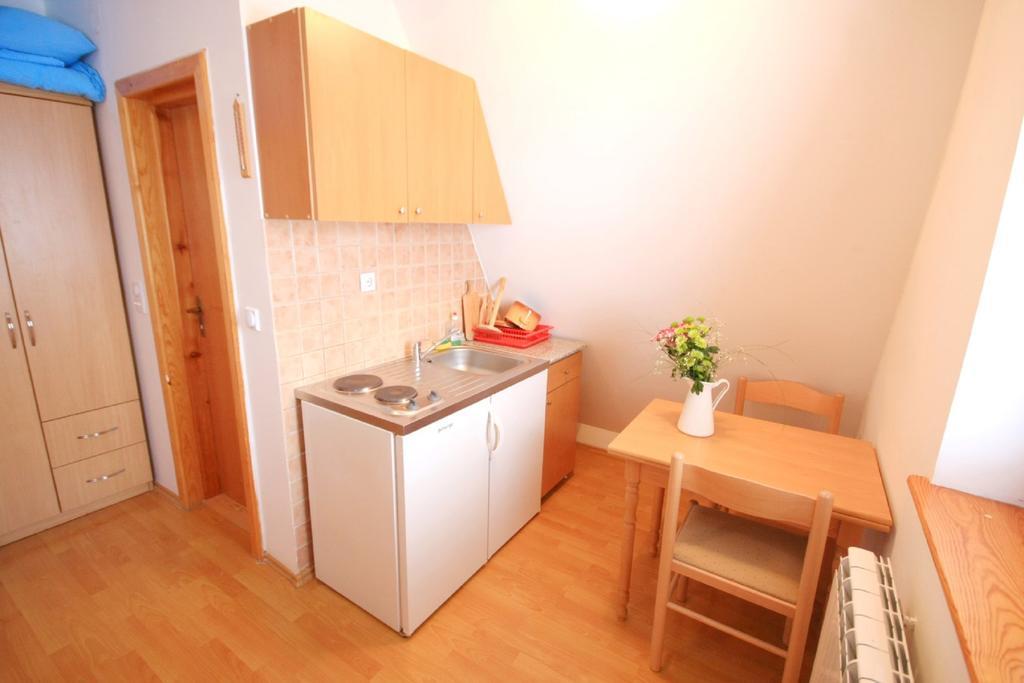 Apartments Prijatelji Яхорина Экстерьер фото